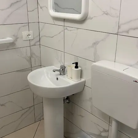 Guest house La A Lido Burrone